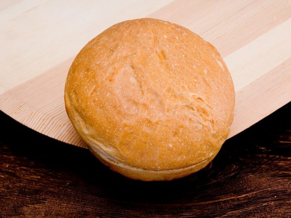 #025 Homestyle Fish Bun (8/poly)
